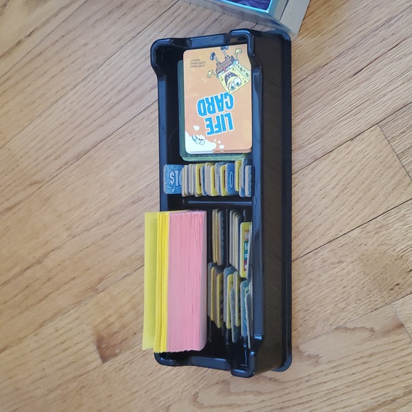 The Game Of Life - SpongeBob SquarePants Edition Board Game - Picture 4 of 4